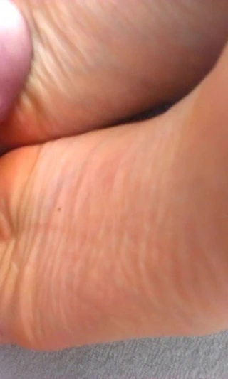 Dick oyun ile ayaklar