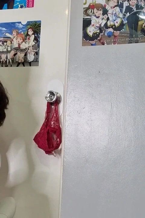 Erkek arkadaşımı 2 yarakla aldatıyor