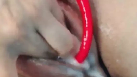 Sulu pembe amcık mastürbasyon boşalması