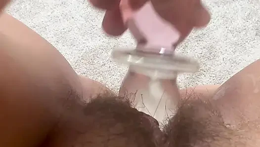 Yeni oyuncağımla boşalma oyunu