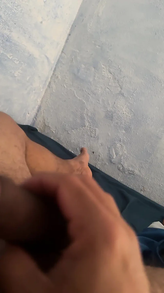 Tüm sütü 🤤 çıkana kadar ona dokundu