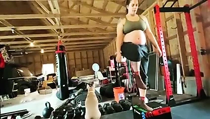 Sarah logan hamile egzersiz