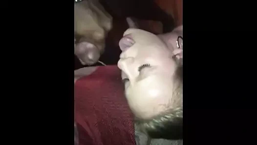 Beyaz bir kızı böyle sikersin