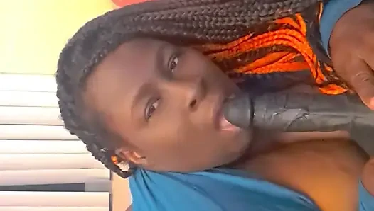 O yarağı gırtlağına kadar almama izin ver bebeğim