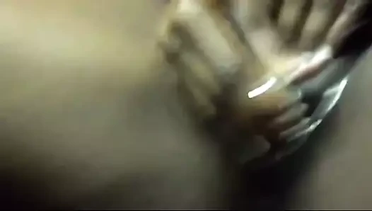 Siyah civciv krem ​​ve fışkırtma