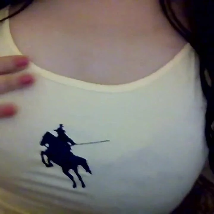 Goon Asyalı göğüslerim yarakla mastürbasyon yapıyor, meme ibadeti