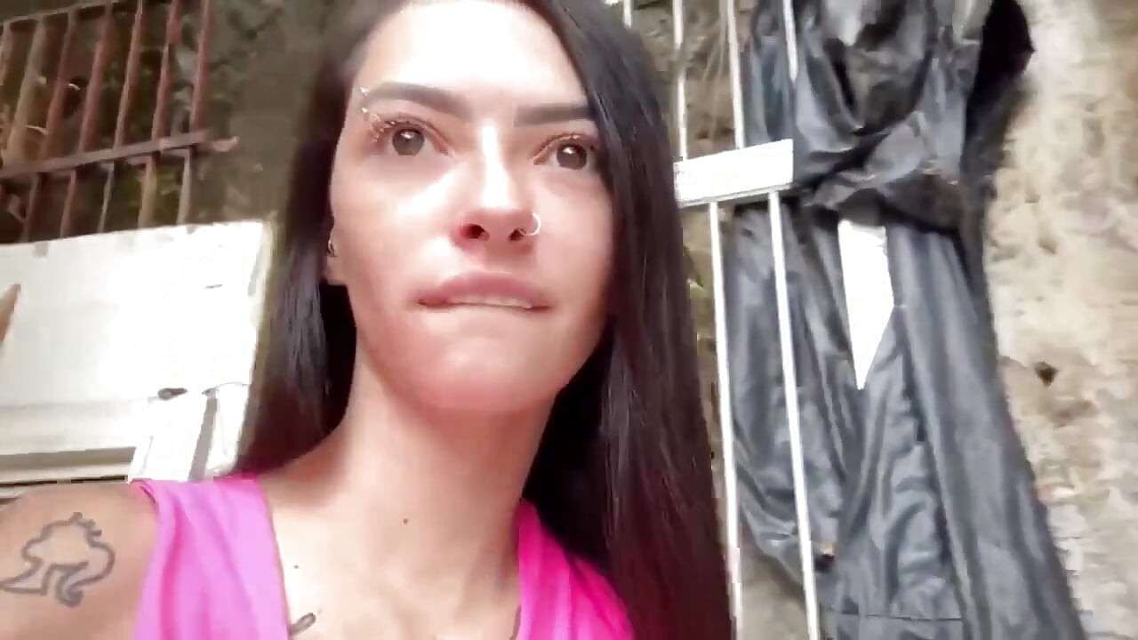 RJ'ye gittim, vajinamı vermek istedim ama kimse gelmedi