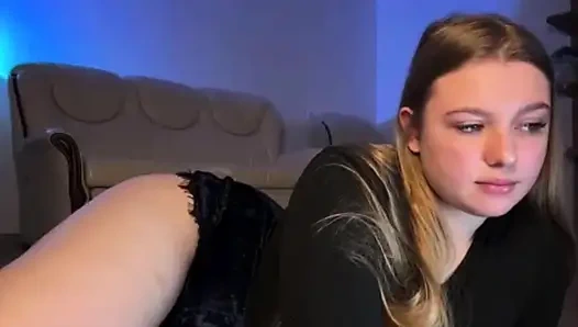 A sloppy blowjob with Jucielussie and a close-up fuck