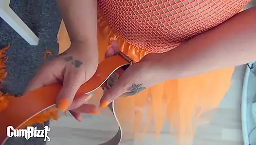 Badass Kingsday sürtüğü! Büyük zenci yarağı boşalma prensesi