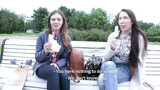 Azgın üçlü kamasutra oyunlarını deniyor tam video