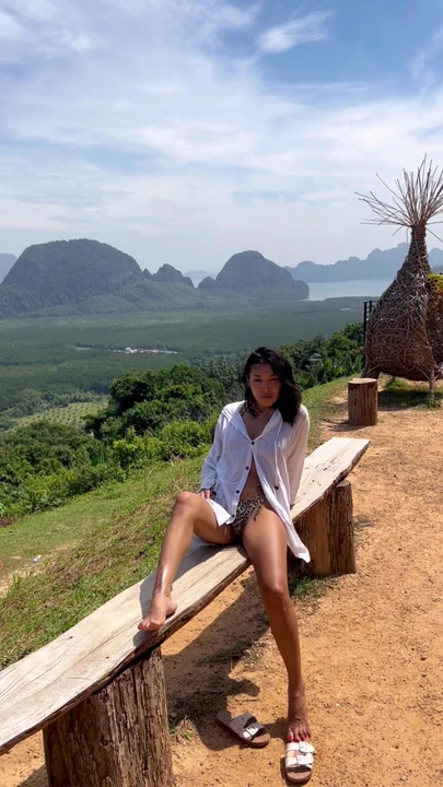 Мои ноги сексуальны для тебя?