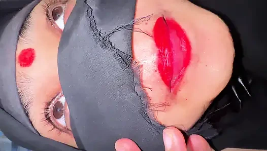 Üniversiteden geldikten sonra, büyük yarak beni süper azgın yapıyor - Arap tesettürlü sevimli kız çoklu orgazm