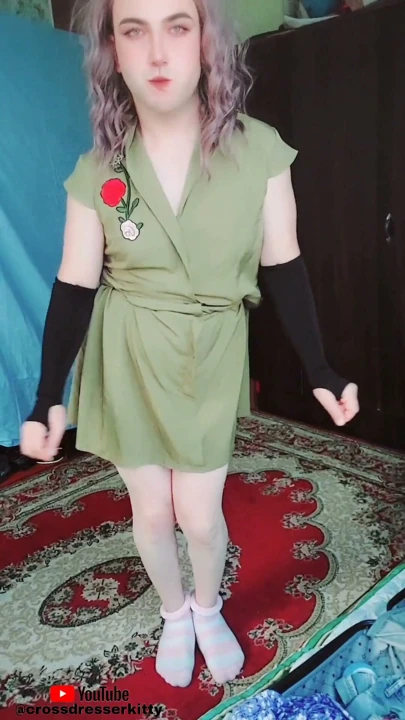+18 güzel youtuber travestierkitty model ateşli femboy seksi büyük götlü büyük götlü ev hanımı genç sarışın bebek striptiz yapıyor | Klip 2