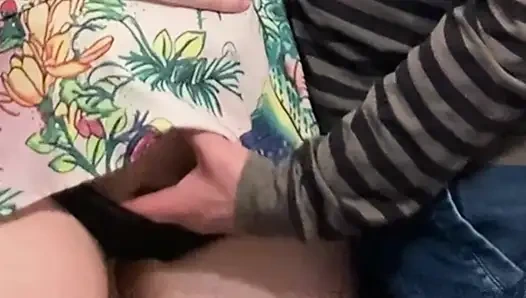 OMG! Mükemmel amcığını ovmama izin veriyor