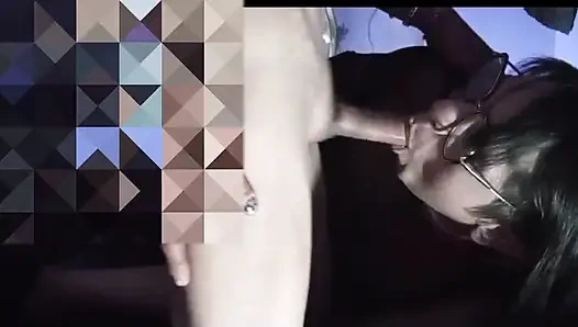 Sürtük travesti enayisi olmayı ve sabah erken saatlerde üvey oğluma zevk vermeyi seviyorum