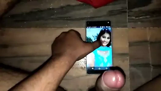 seksi hina khan haraç