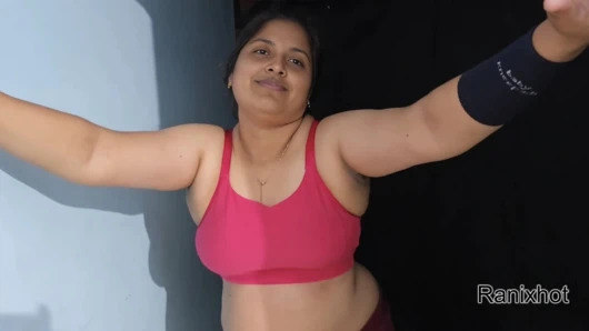 Ateşli yoga öğretmeni eğitimi yoğun seks seansıyla bitiyor yoga öğretmenimi sikiyorum