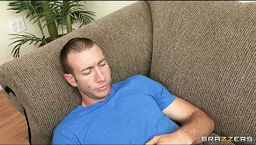 Brazzers - büyük baştankara milf doktor hastasını sikikleri