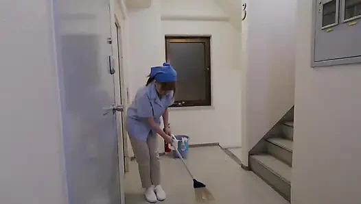 Bölüm 3 Sade ama garip bir şekilde özensiz ofis temizliği yarı zamanlı karım cinsel tacize maruz kalsam bile reddedemiyorum özel cinsel işlem evcil hayvanım. Ama son sınırı geçmeme izin vermedi, ben de onu bir süre yalnız bıraktım ve sonra eğildim ve yalvardım!