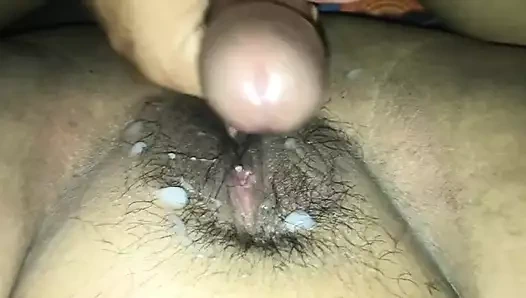 Pinay kız arkadaşının azgın olduğu için her gün sikişmeye ihtiyacı var