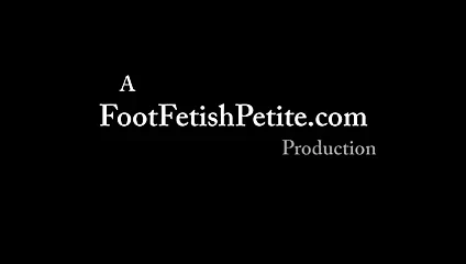 Minik ayaklar - pov ayak fetişi joi