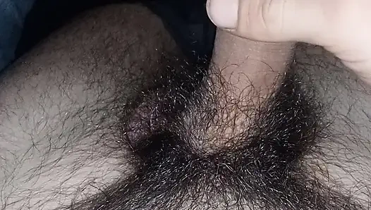 Büyük yarağıma mastürbasyon
