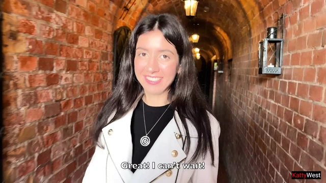 Halka açık pikap - ilk randevuda kız sıkı götten anal seks istiyor