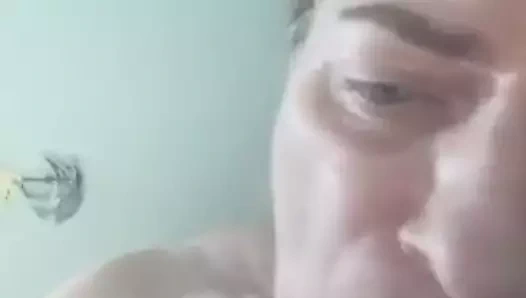 Karımın dizüstü bilgisayarıma aldığı küçük bir video