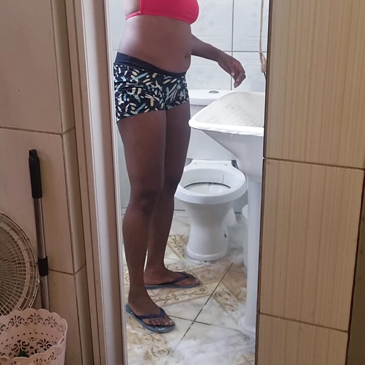 STEPFATHER SEES STEPDAUGHTER TIDYING UP HOUSE WITH SHORT CHORTE AND ASKED TO FUCK WITH HER PUSSY