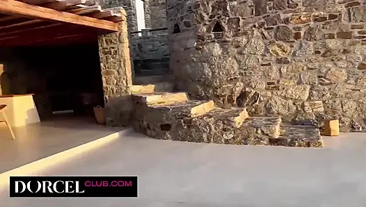 Mykonos'ta grup seks