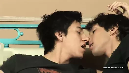 Latin twinks fred ve morgan eyersiz