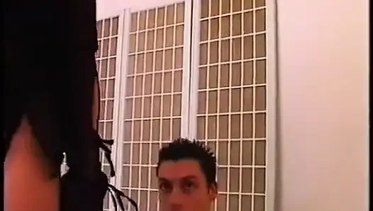 Senin ahlaksız kokunu seviyorum