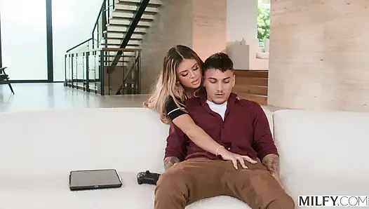 MILFY Gold Digger Maid Vivianne Seduces Young Entrepreneur