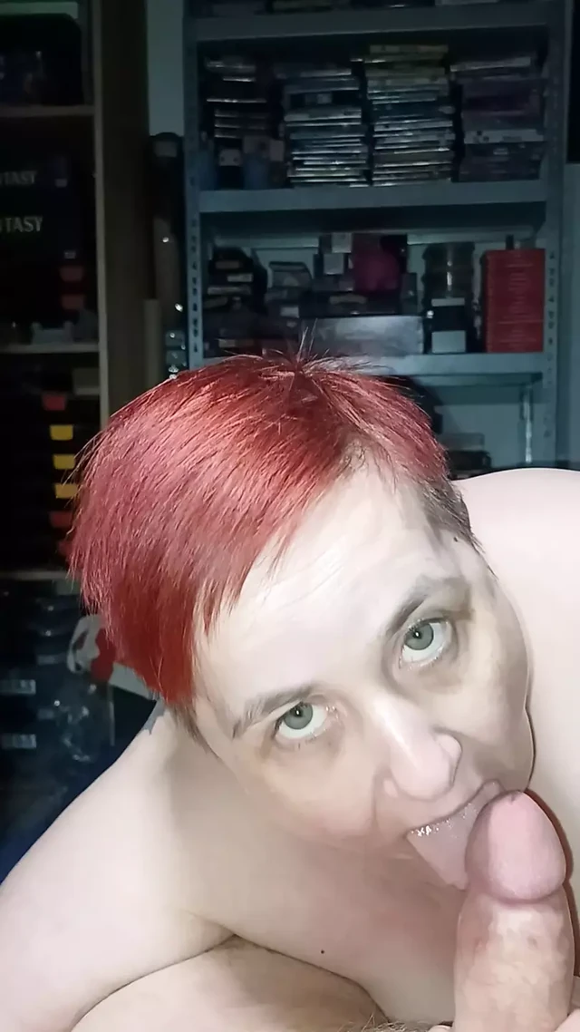 Karcelyne blows her master