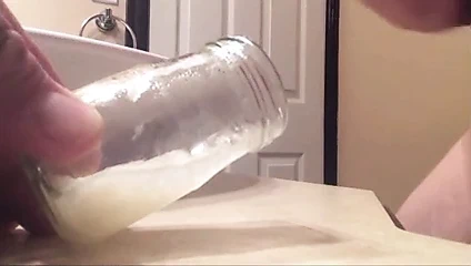 7 şaşırtıcı yakın çekim cumshots bir şişeye