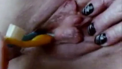 Pandora'nın büyük klitoris ve inşaatçı bob