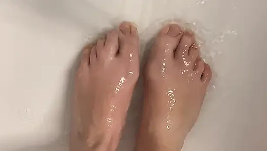 Kirli Ayakları Yıkamak