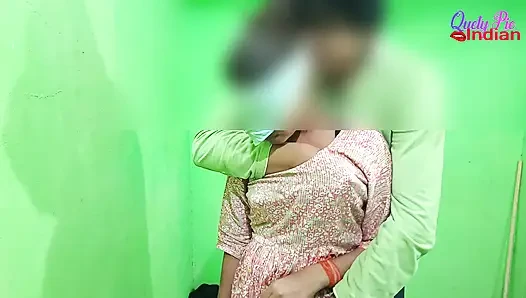18 yaşındaki öğrenci gerçek desi bakire genç Hintli kız ilk kez göğüslerini ve amcığını seviyor sert anal parmaklama kız arkadaş okulu