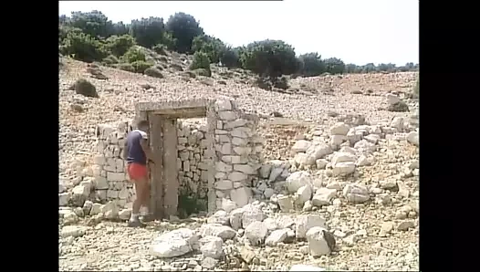 Sürprizlerle dolu bir filmde karma