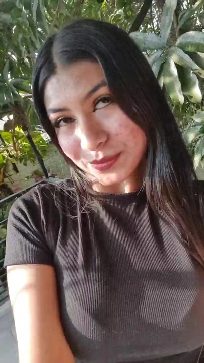 Я живая и так готов скрасить ваш вторник.