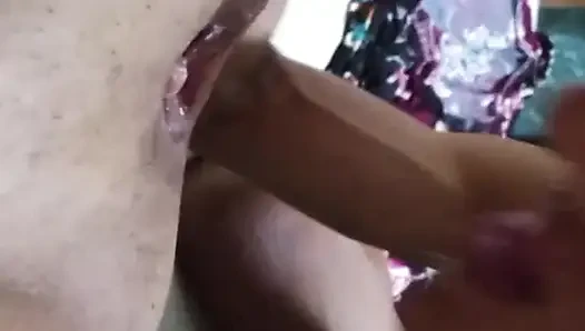 Close up eating her pussy
