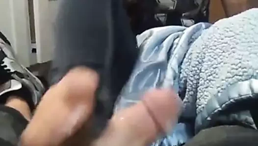 karısı öğrenir footjob