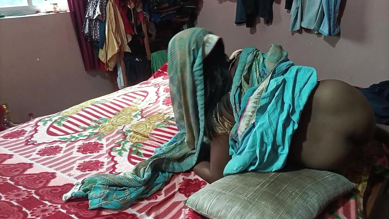 Hintli kadın bana evde topa vurduruyor.