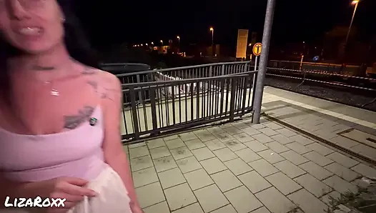 Tren istasyonunda rastgele buluşma... Karşı Çıkamadık