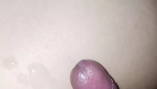 Üvey erkek kardeş evde kimse yokken ateşli genç üvey kız kardeşini sikiyor