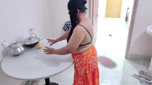 Desi bhabhi said please don't stop dever ji bangla xxx