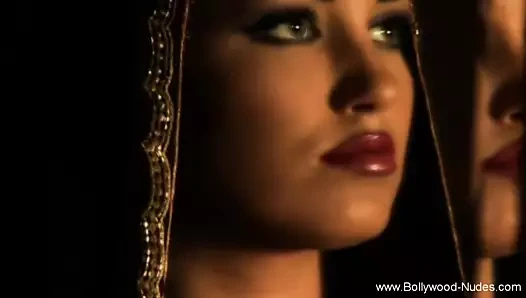 Egzotik esmer güzellik geceye hükmediyor