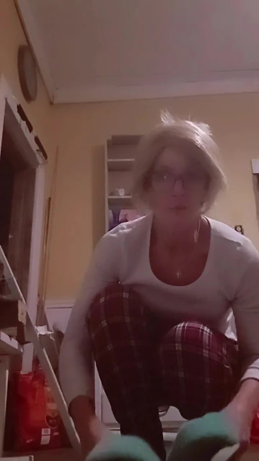 Üvey anne küçük oğlunu ihtiyacı olduğu gibi cezalandıramıyor