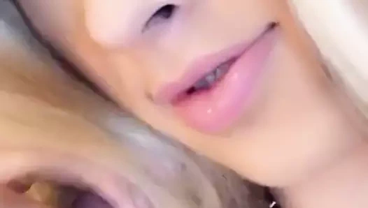 Jacking off big dick b4 gangbang