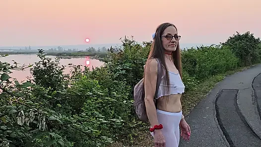 Longpussy. Patenler ve göt tıkaçları. Bir fotoğraf makarası.